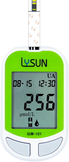 analyseur-acide-urique-face-testeur